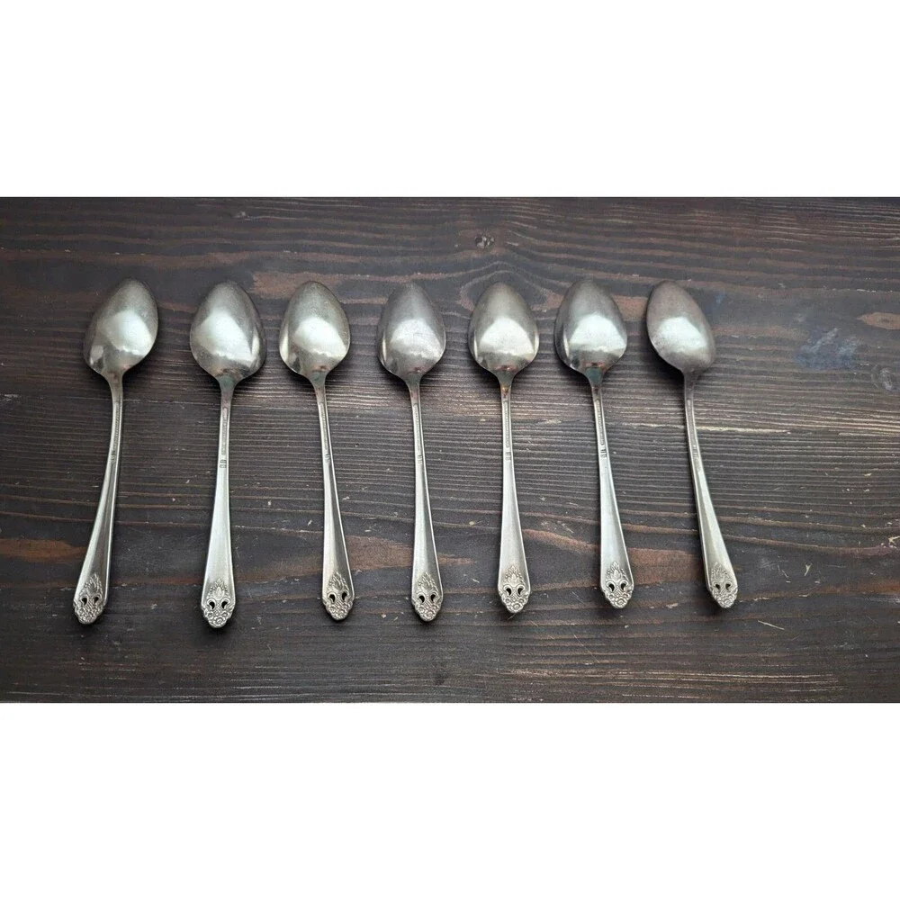 LOVELY LADY Pattern HOLMES & EDWARDS Silver-plate 7x Spoons Flatware